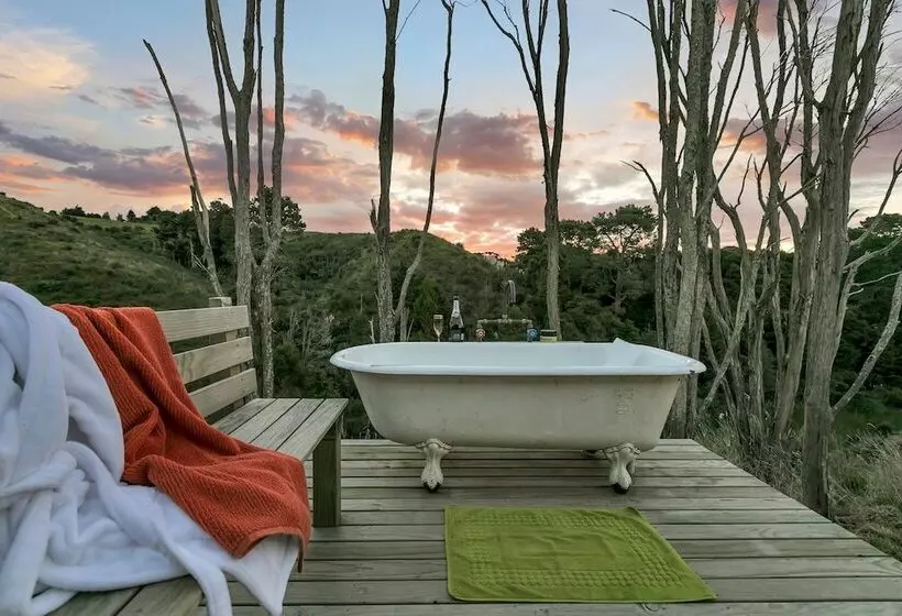 Hotelli Luxury Under Canvas