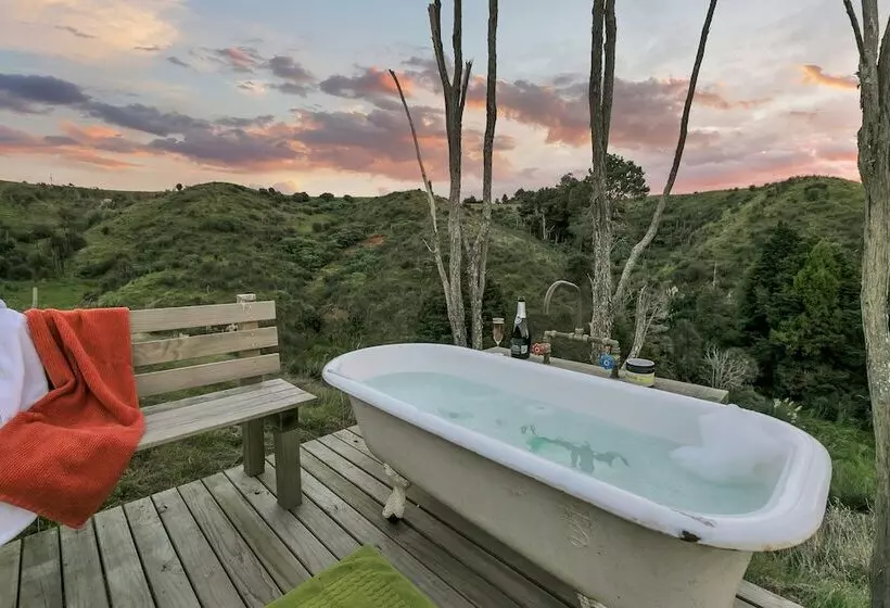 Hotelli Luxury Under Canvas