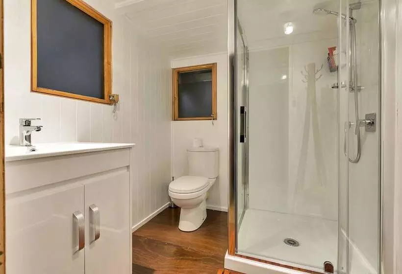 Hotelli Luxury Under Canvas