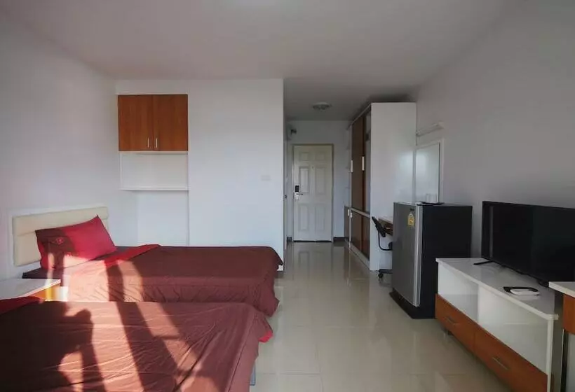 Hotelli Taweesuk Residence