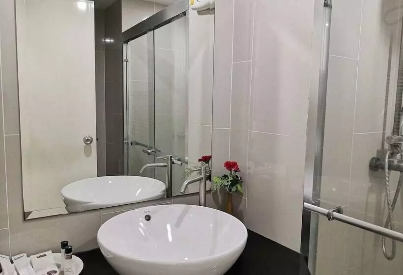 Hotelli Taweesuk Residence