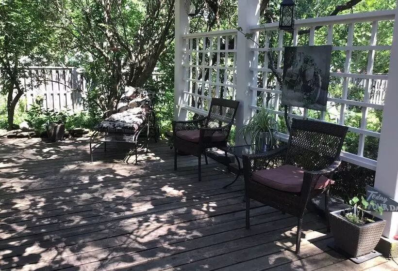 ホテル The Stella Rose B&b