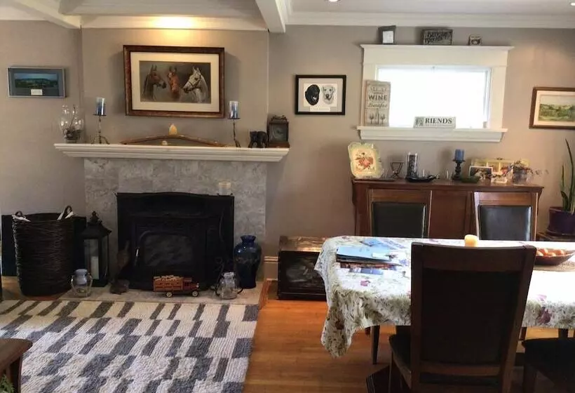 ホテル The Stella Rose B&b