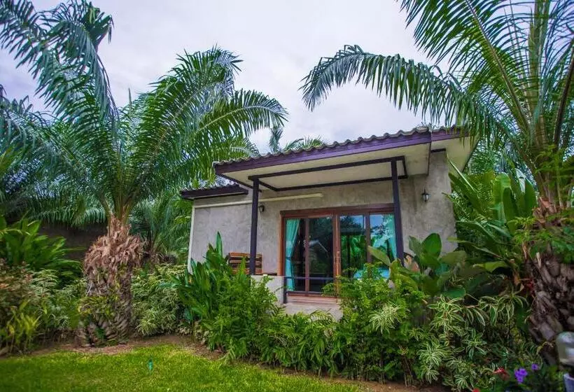 Palm Pran Resort