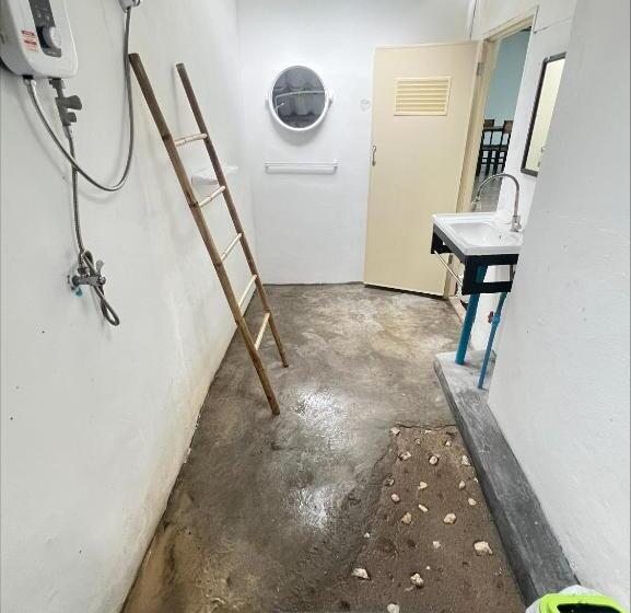 Haad Chao Phao Resort