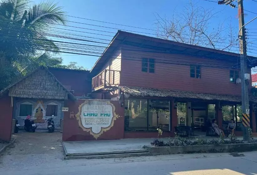Haad Chao Phao Resort