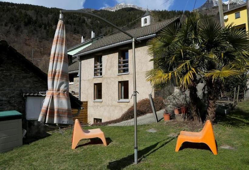 مبيت وإفطار Casa Dosc