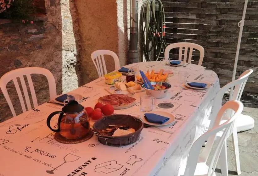 Aamiaismajoitus (B&B) Casa Dosc