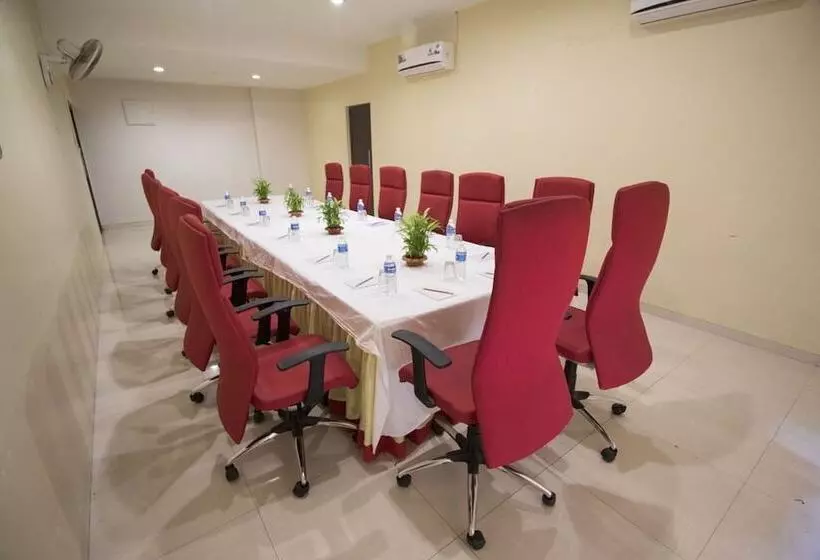 Hotelli Grand International