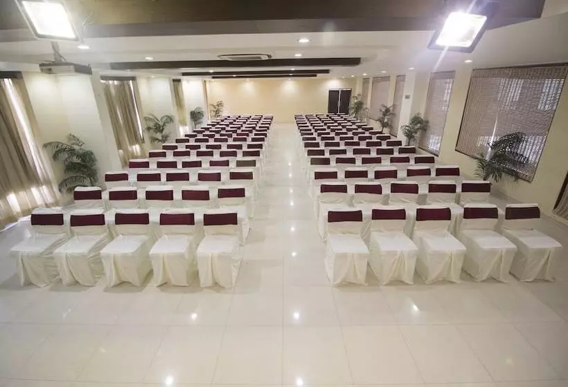 Hotelli Grand International