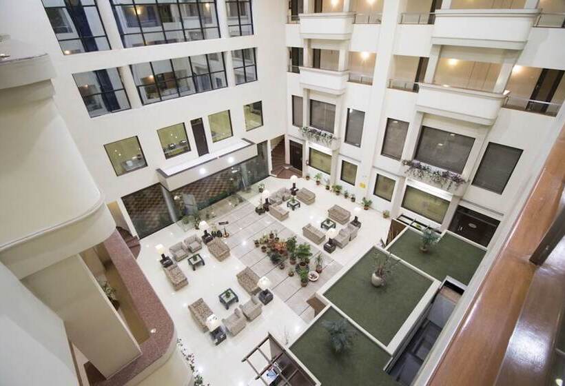 Hotel Grand International