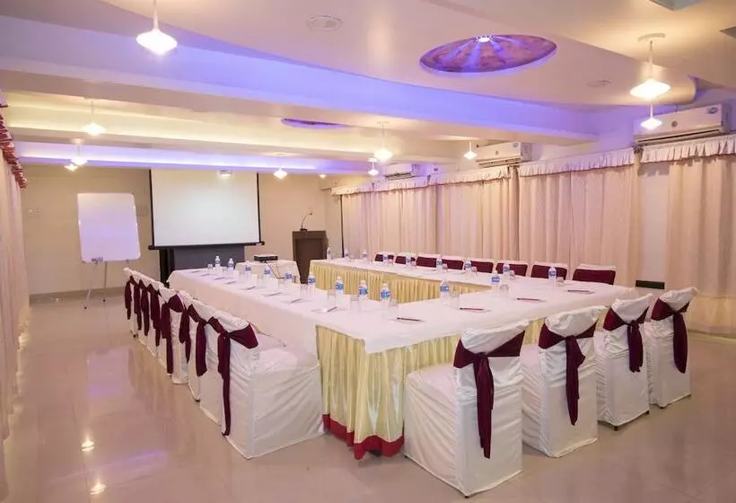 Hotelli Grand International