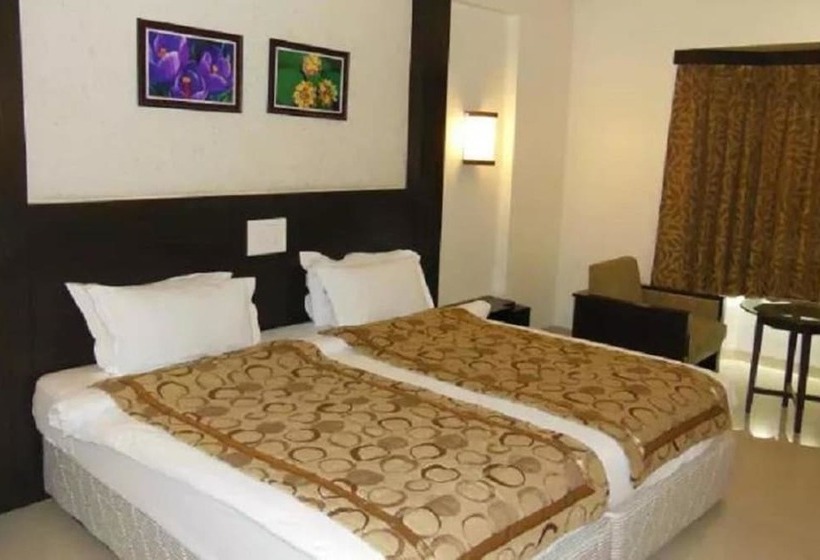 Hotel Grand International