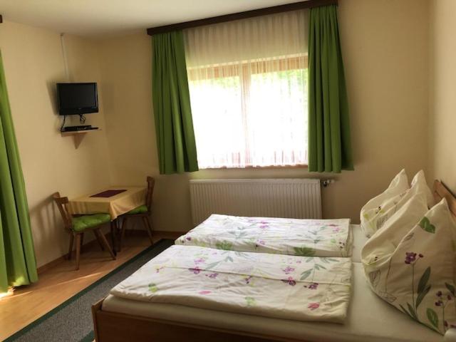 호텔 Pension Liesertalerhof