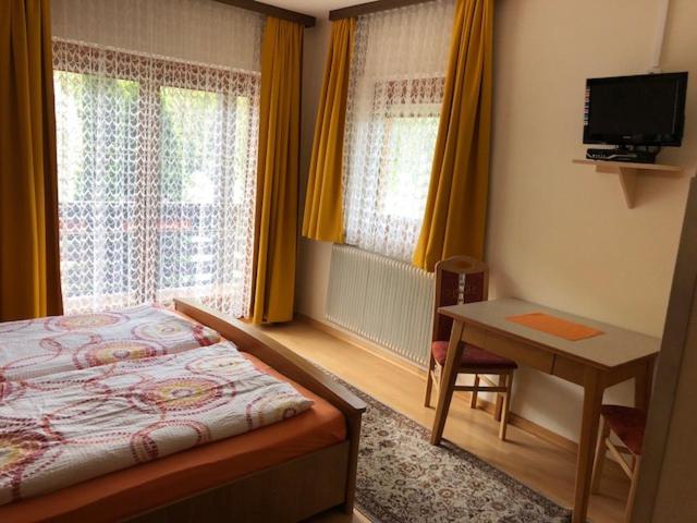 호텔 Pension Liesertalerhof