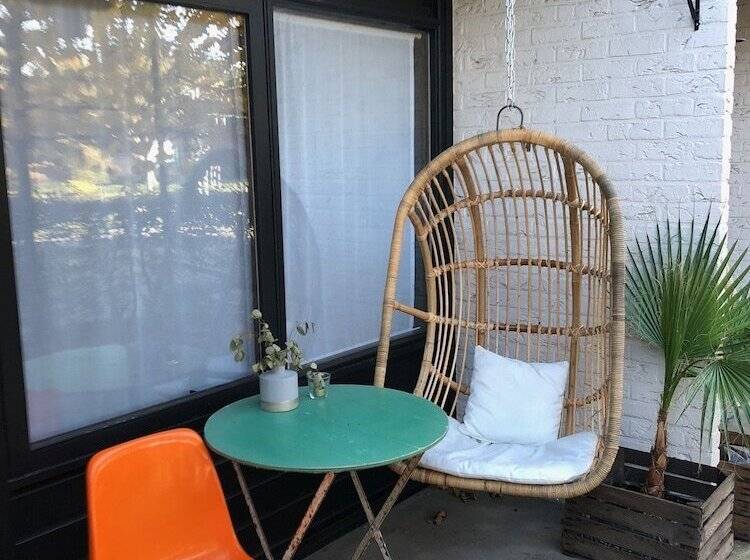 The Bliss Hotel Kitchen & Deli