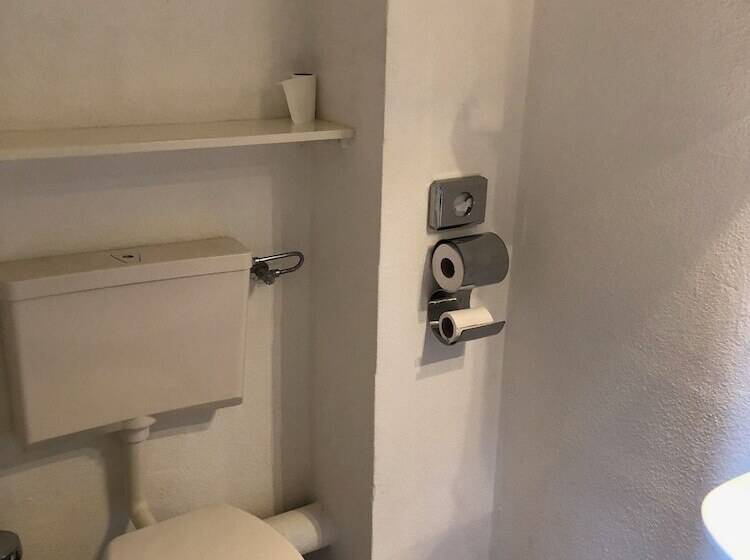 The Bliss Hotel Kitchen & Deli