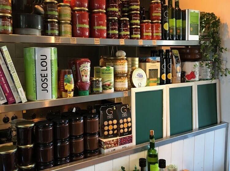 The Bliss Hotel Kitchen & Deli