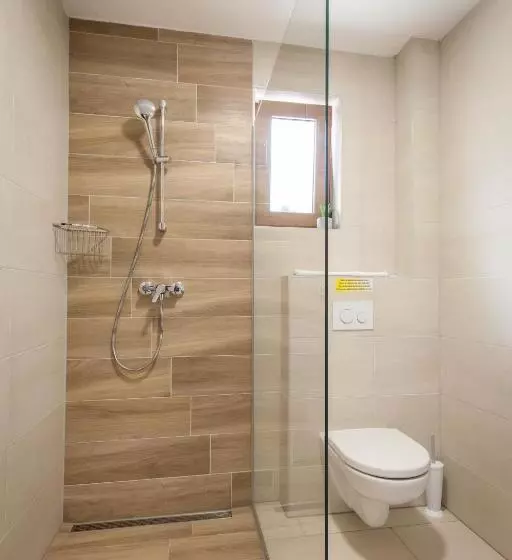 تختخواب و صبحانه Rooms Imperial House