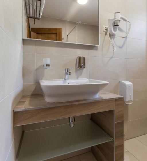 مبيت وإفطار Rooms Imperial House