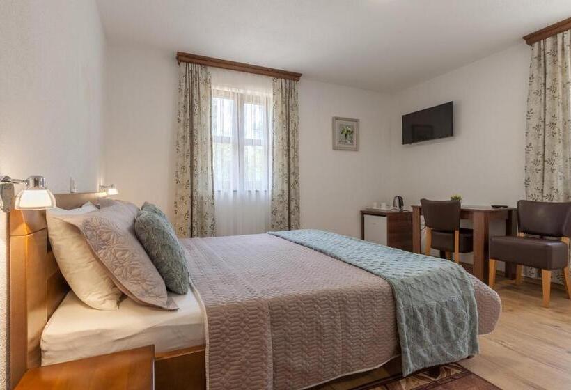 مبيت وإفطار Rooms Imperial House