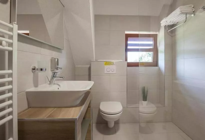 تختخواب و صبحانه Rooms Imperial House