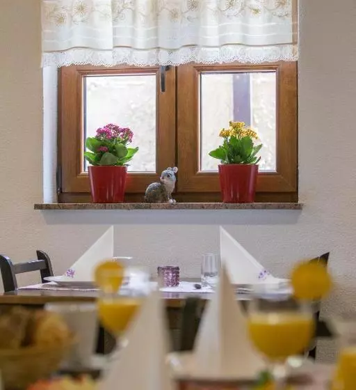 تختخواب و صبحانه Rooms Imperial House