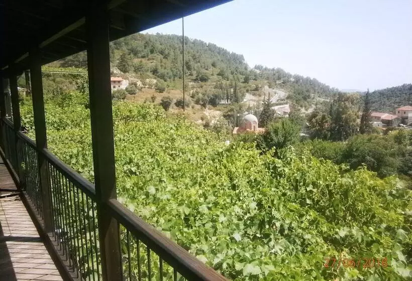 Hotelli Ambelikos Traditional Agro