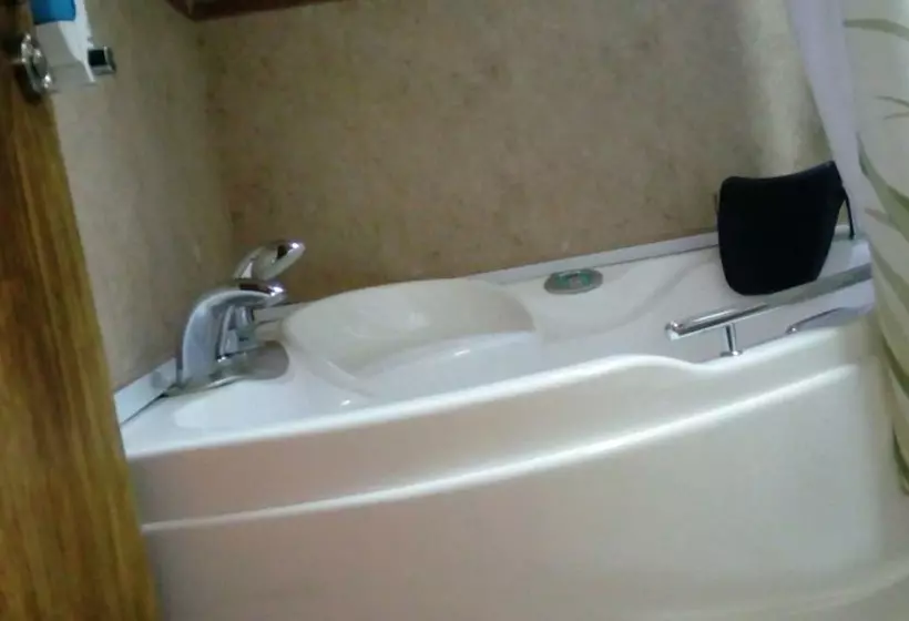 Hotelli Ambelikos Traditional Agro