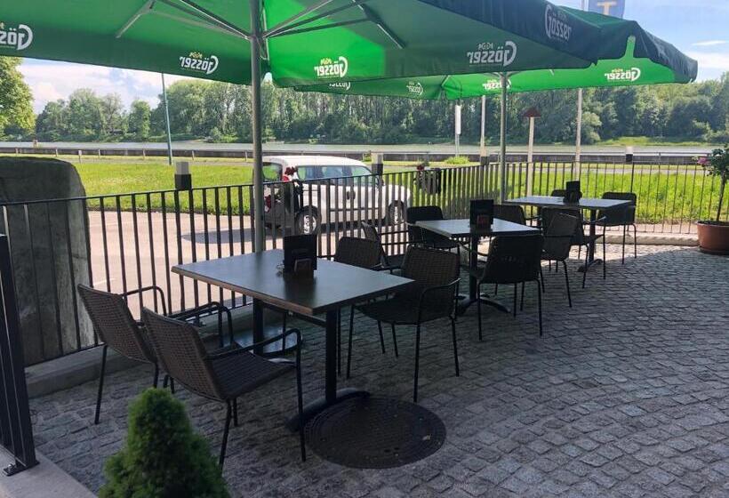 Отель Donauhof Mauthausen