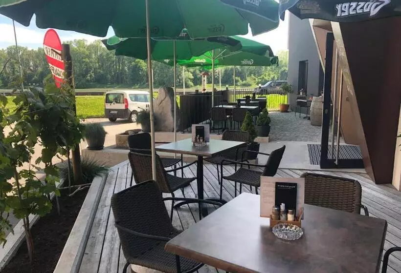 ホテル Donauhof Mauthausen