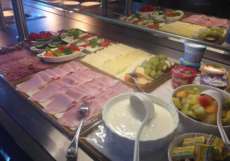 ホテル Donauhof Mauthausen