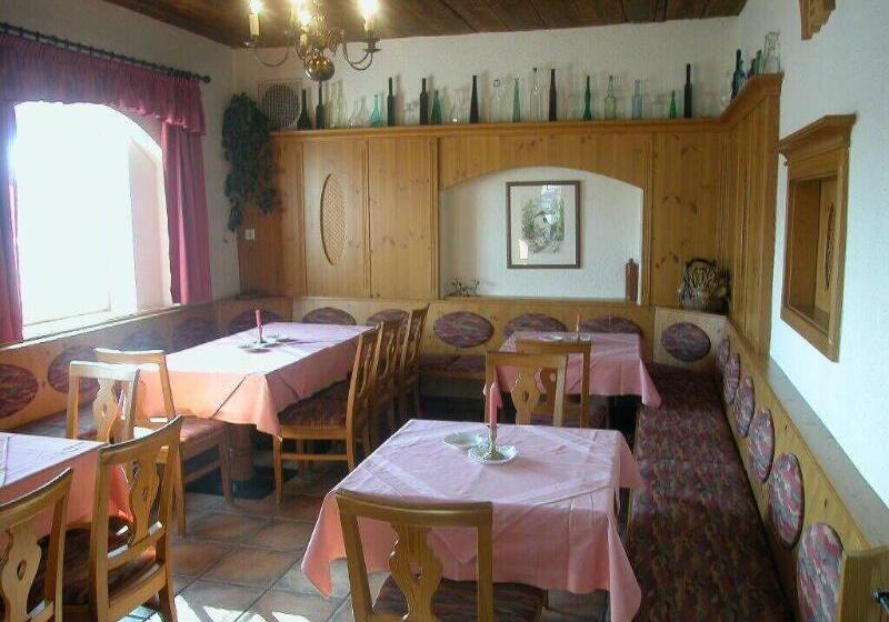 Отель Donauhof Mauthausen