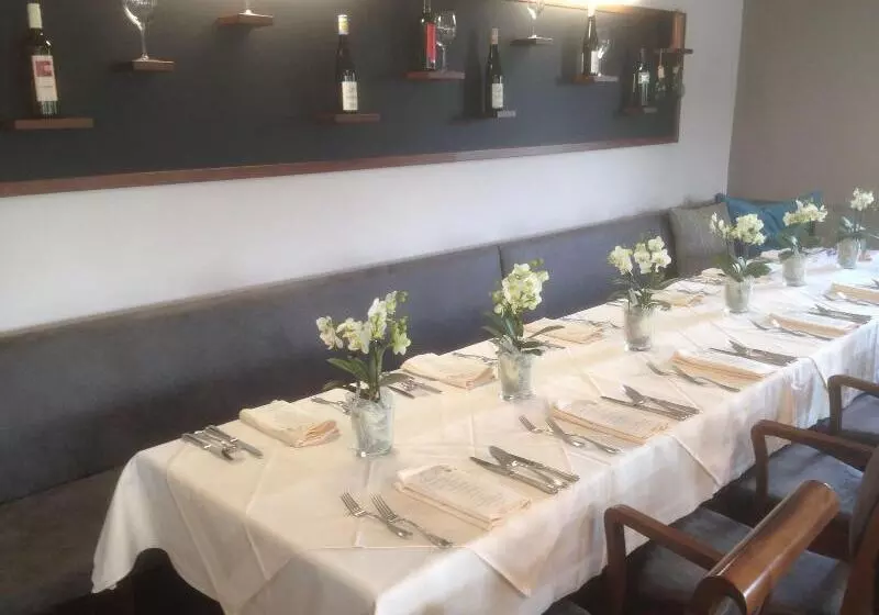 ホテル Donauhof Mauthausen