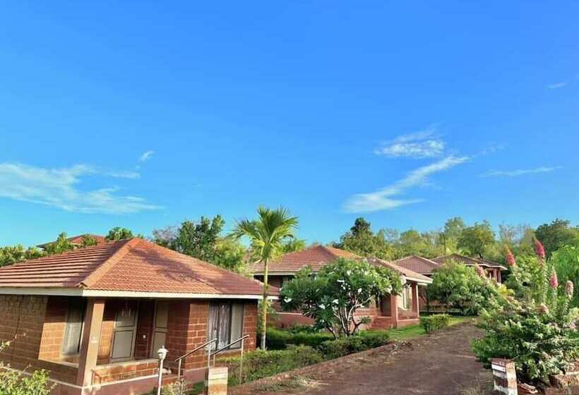 호텔 Regenta Resort Mango Village Guhagar