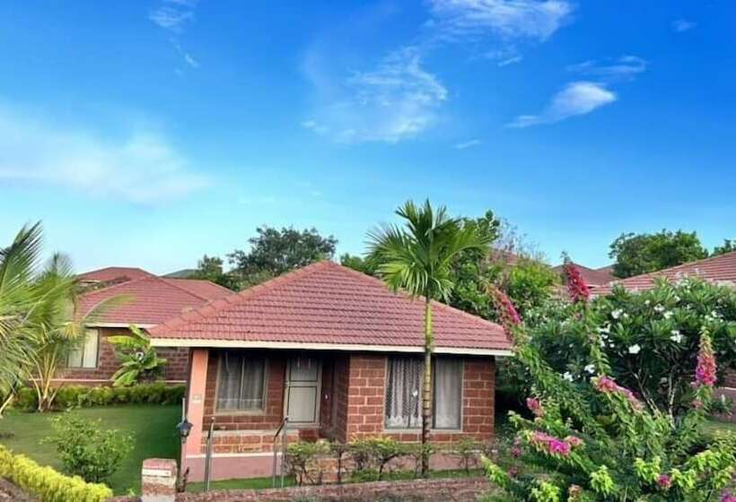 호텔 Regenta Resort Mango Village Guhagar