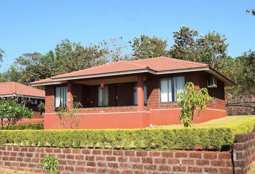 호텔 Regenta Resort Mango Village Guhagar