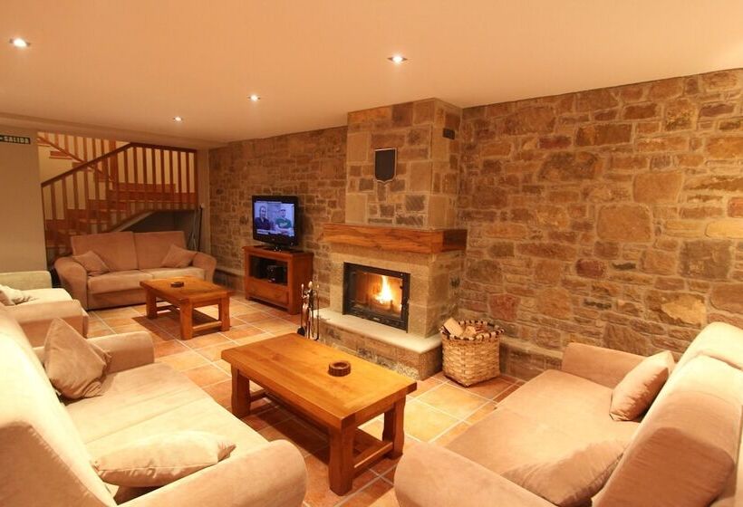 בית מלון כפרי Casas Rurales Espargoiti I Y Ii