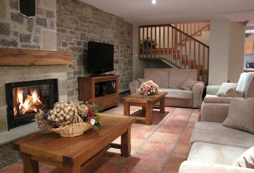 בית מלון כפרי Casas Rurales Espargoiti I Y Ii