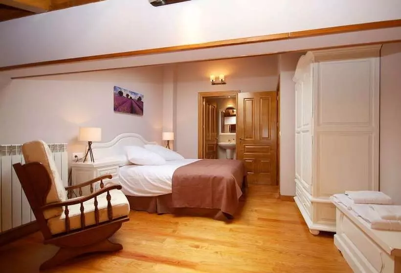 Maaseutuhotelli Casas Rurales Espargoiti I Y Ii