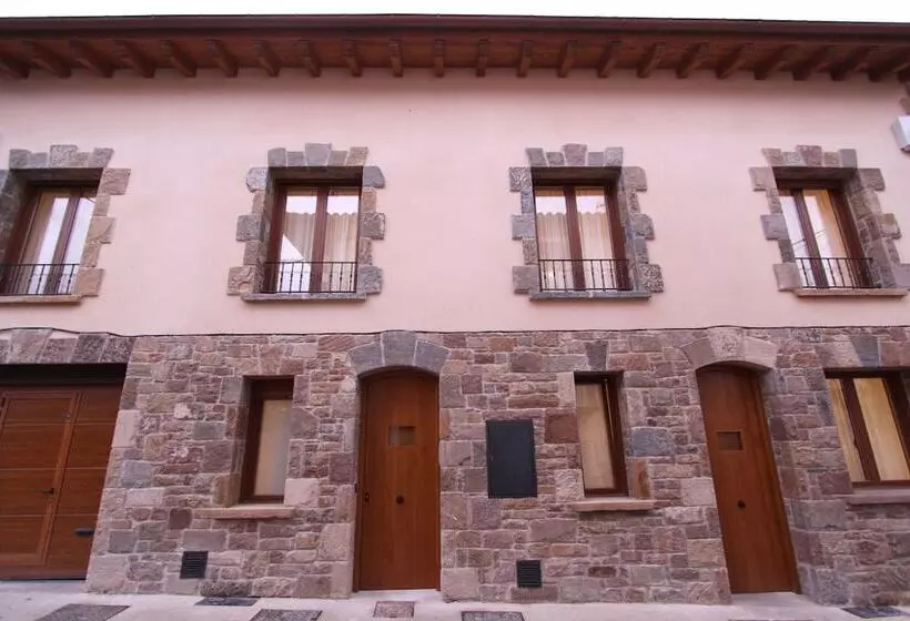 Maaseutuhotelli Casas Rurales Espargoiti I Y Ii