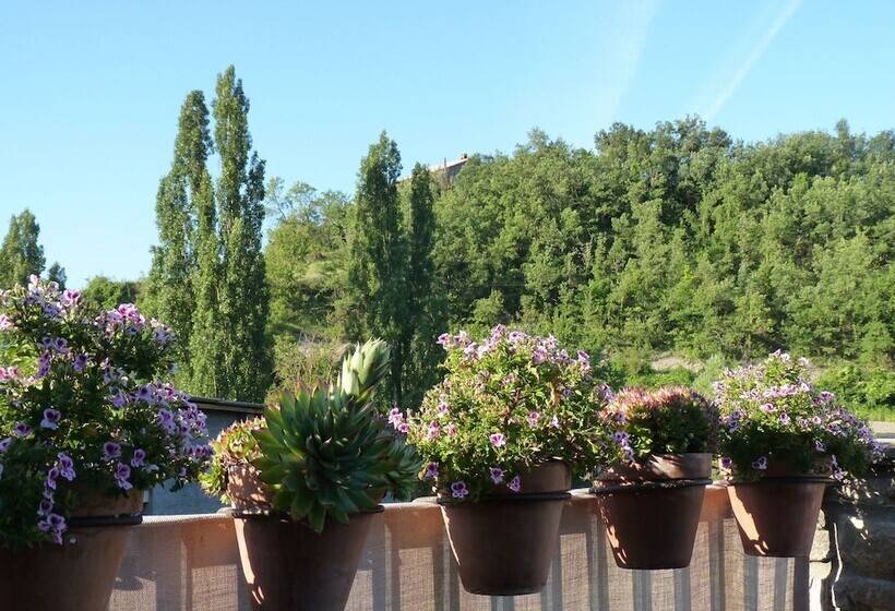 Idyllic Country House In The Foothills Of The Pyrenees