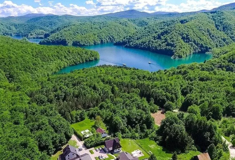 ペンション B&b Plitvica Lodge