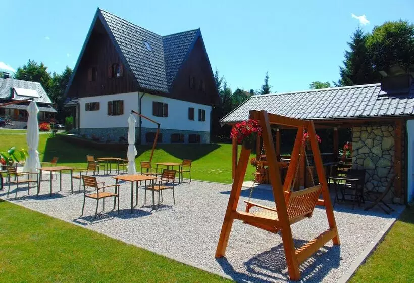 ペンション B&b Plitvica Lodge