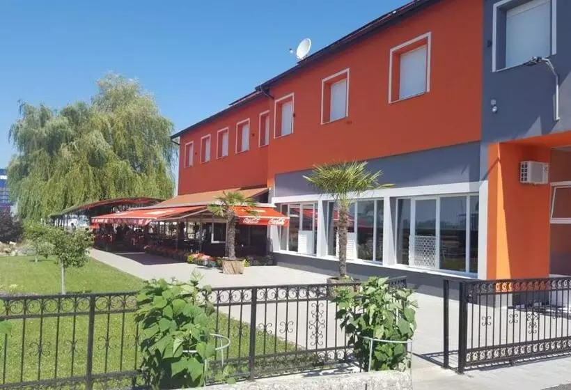 Majatalo Bed And Breakfast Turist