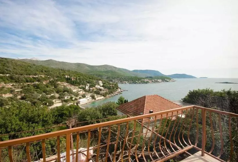 Majatalo Guest House Rooms Rose