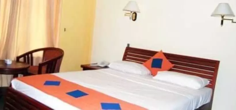 استراحتگاه Monty