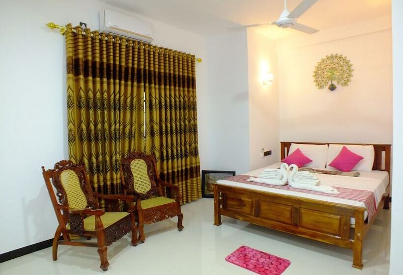 فندق Sumadu Home Stay Yala
