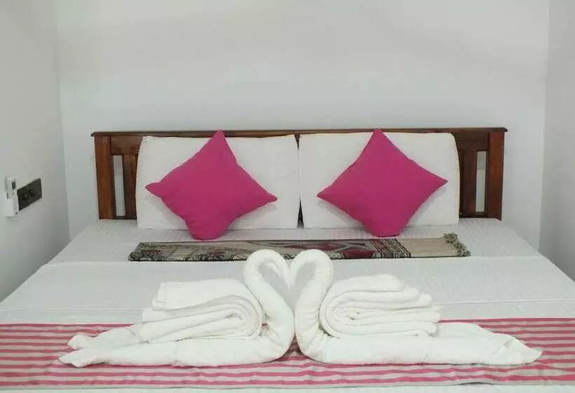 هتل Sumadu Home Stay Yala