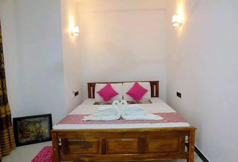 هتل Sumadu Home Stay Yala